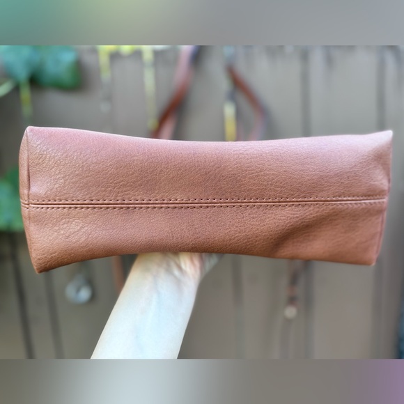 LC Lauren Conrad Presley Convertible Tote Bag, Saddle - Picture 4 of 7